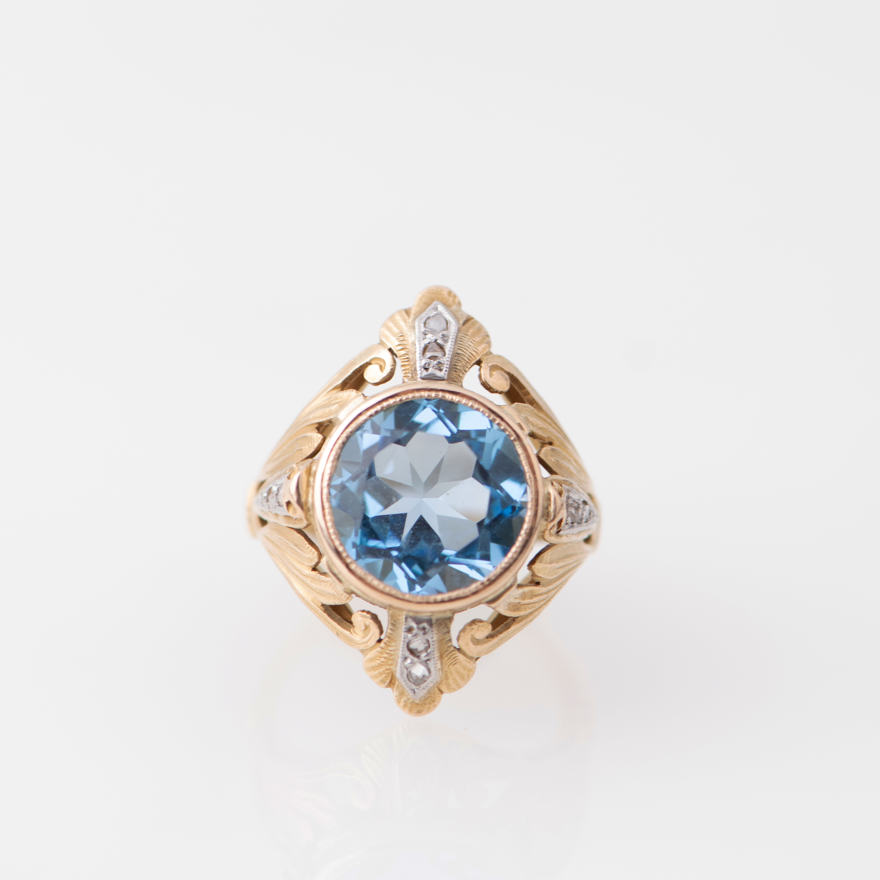 Modernist ring, early 20th century.