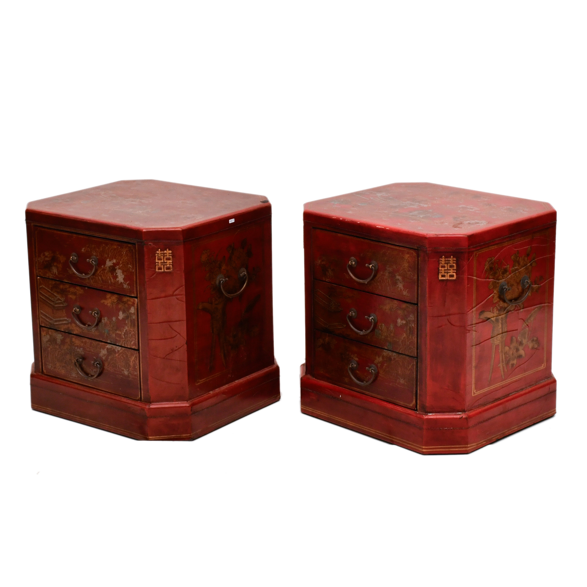 ESCUELA CHINA, DINASTÍA QING, SIGLO XIX. Pareja de cómodas