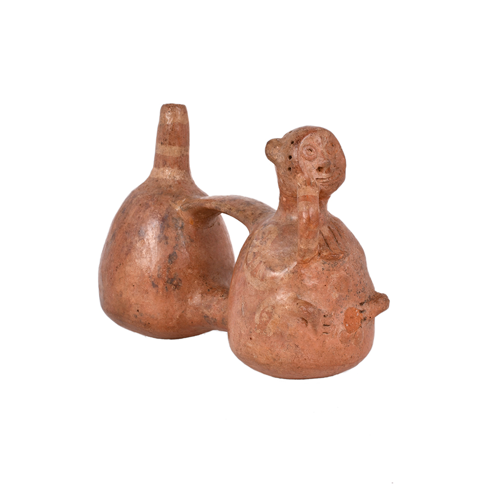 SIGUIENDO MODELOS PRECOLOMBINOS, vasija con silbato, siglo 