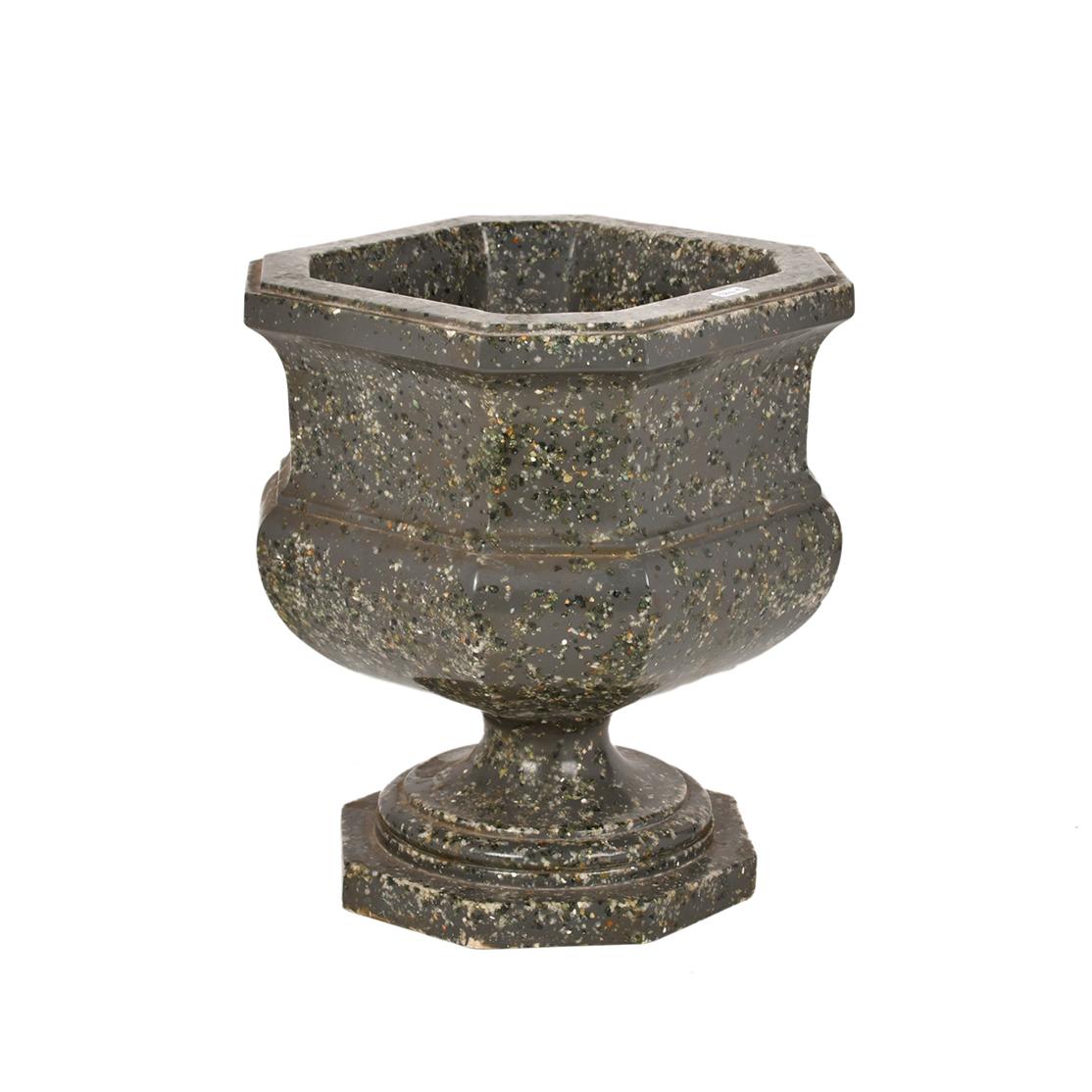 Copa jardinera estilo neoclásico, siglo XX.