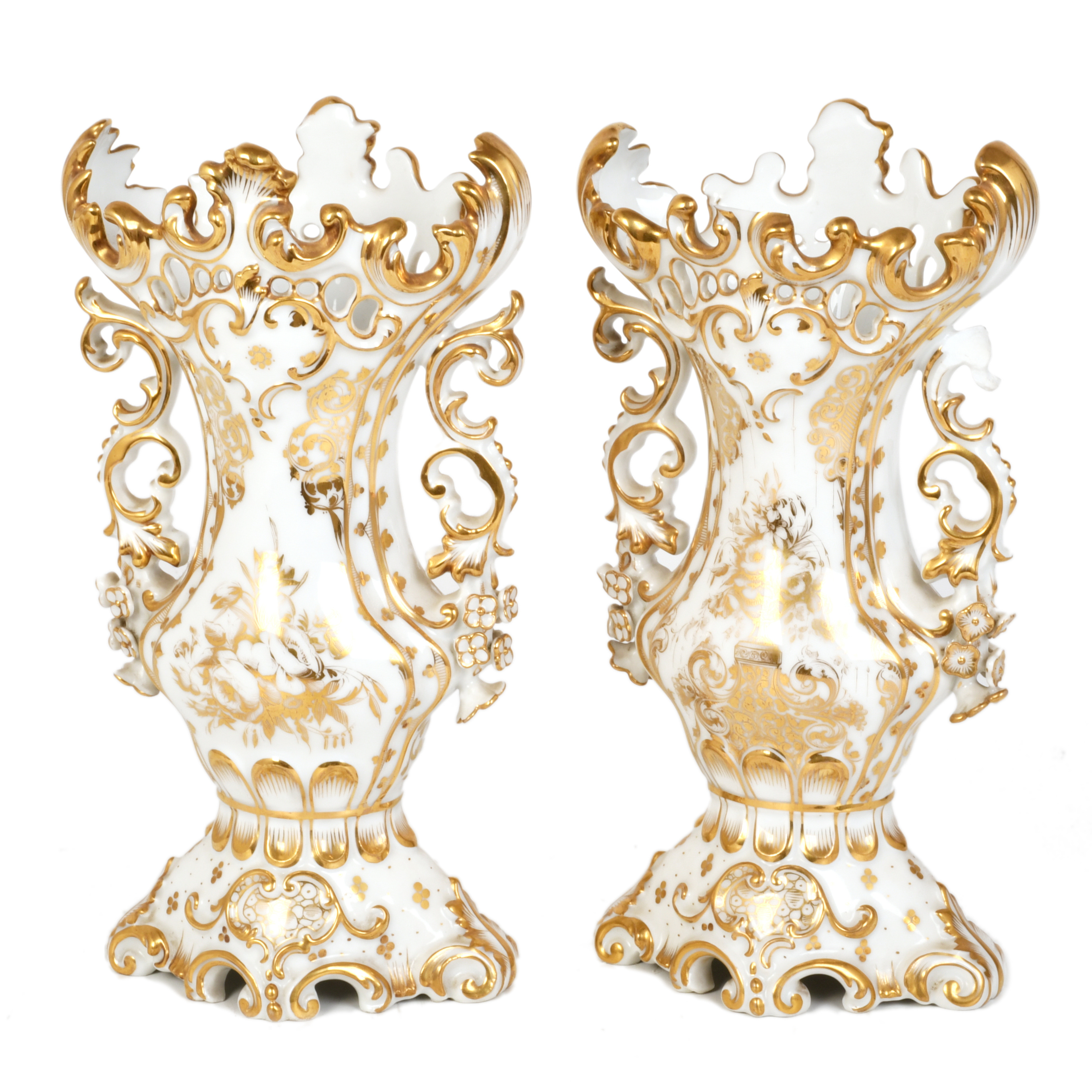 ESCUELA FRANCESA, SIGLO XX. Pareja de jarrones, estilo Loui