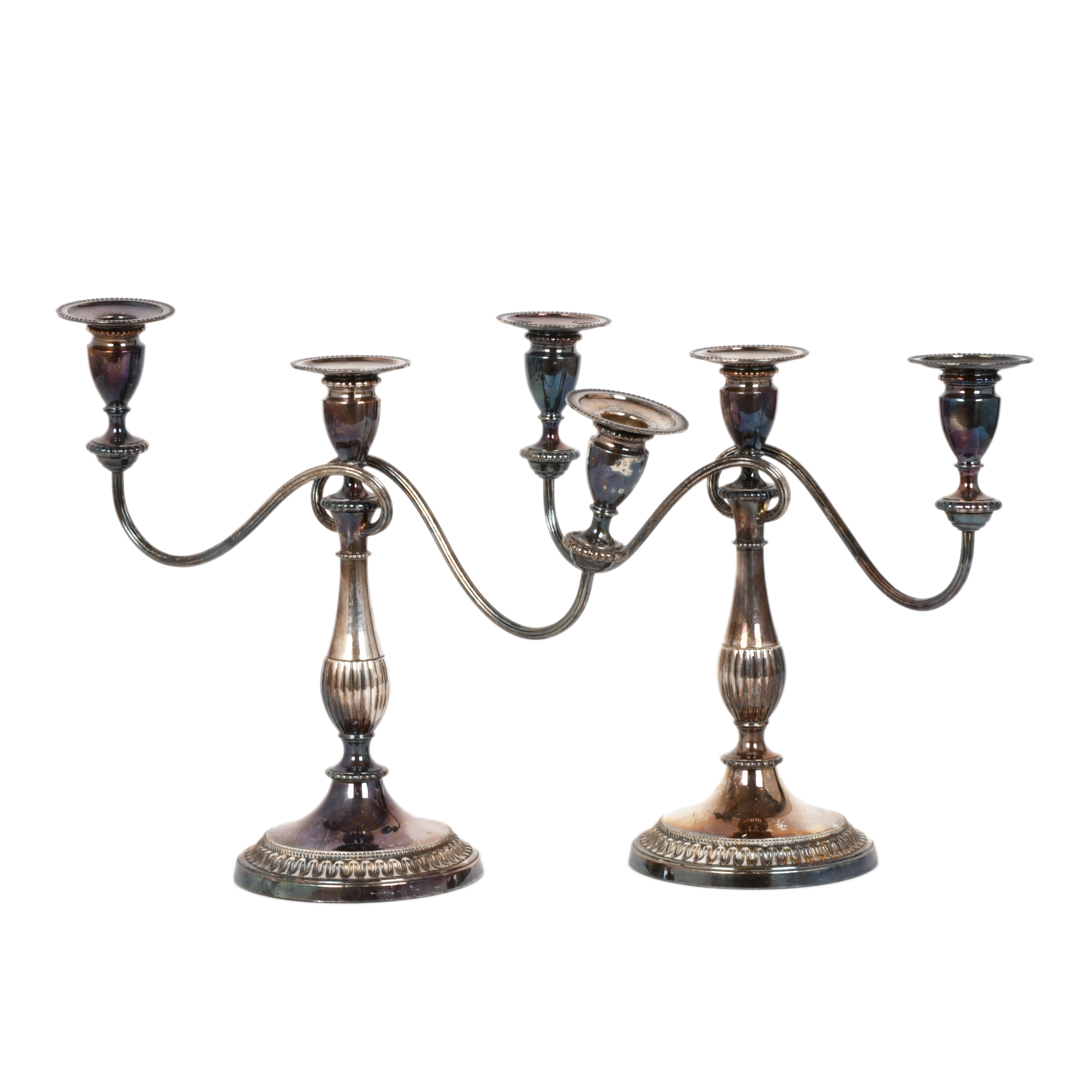 ESCUELA INGLESA, PPS. SIGLO XX. Pareja de candelabros eduar