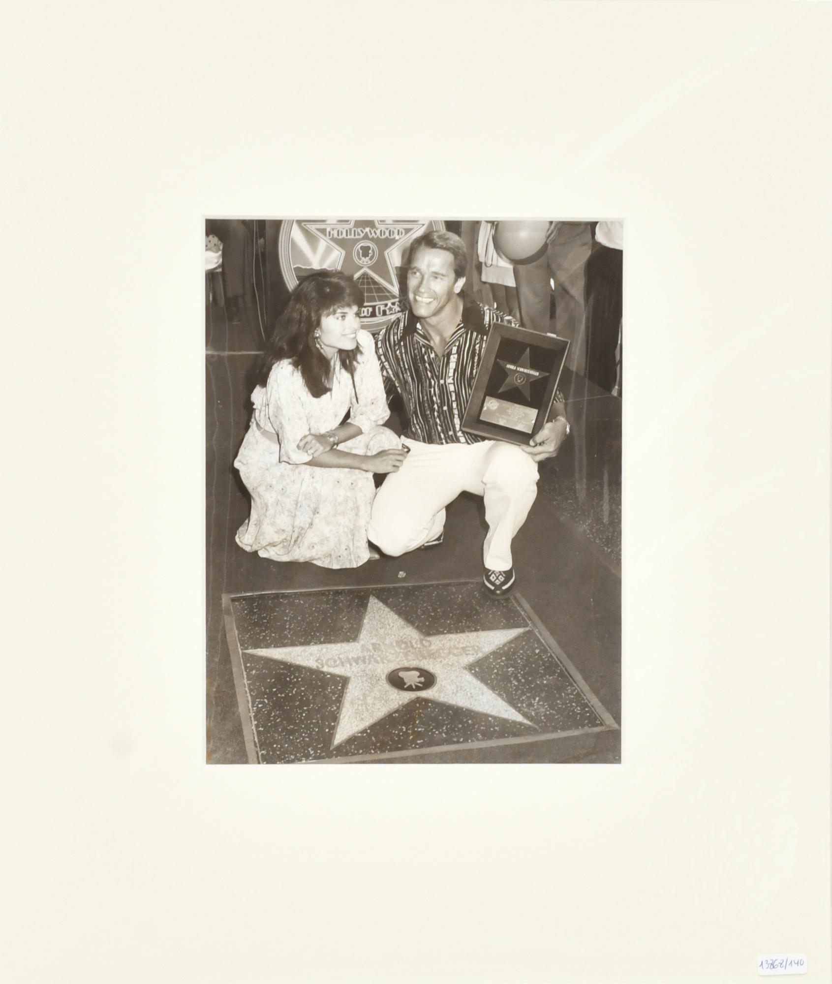 Maria Shriver Kennedy y Arnold Schwarzenegger. 1987.