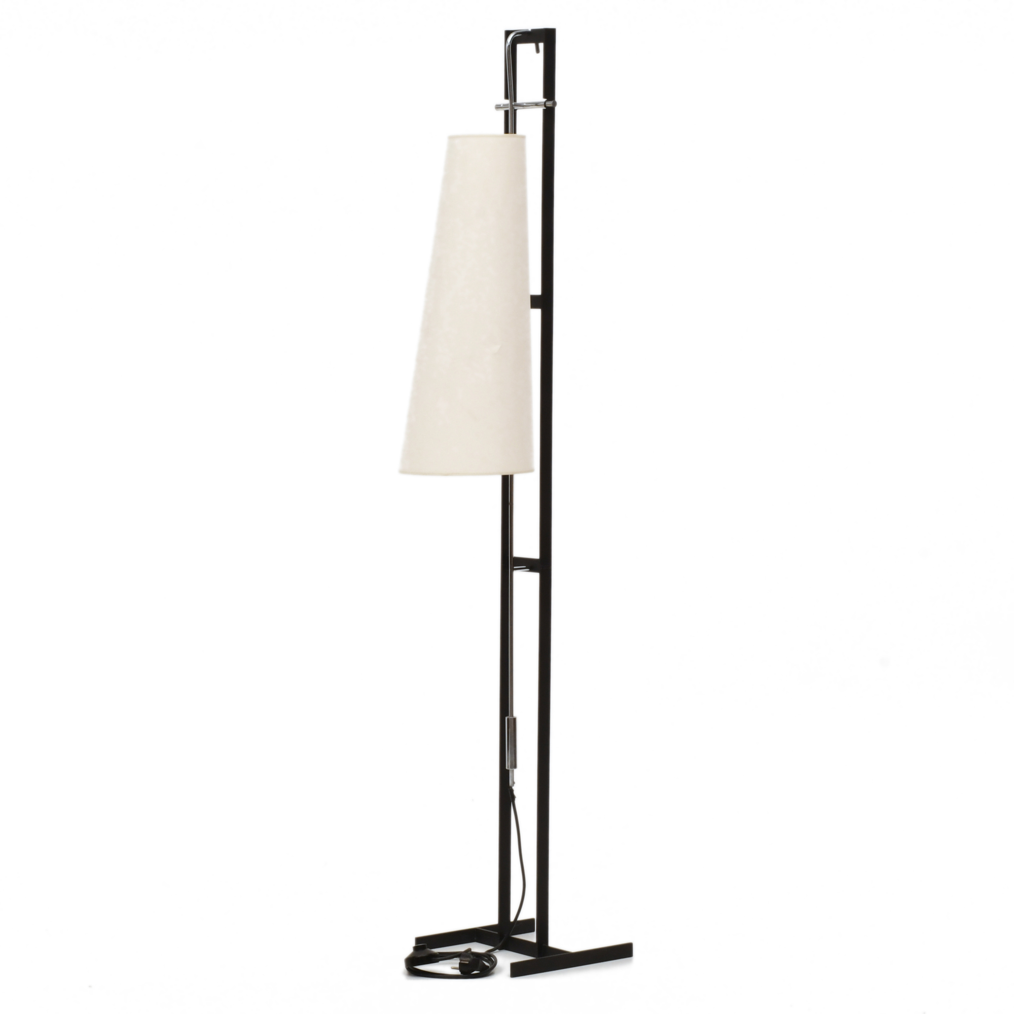 JAUME TRESSERRA (BARCELONA, 1943) Conical floor lamp.