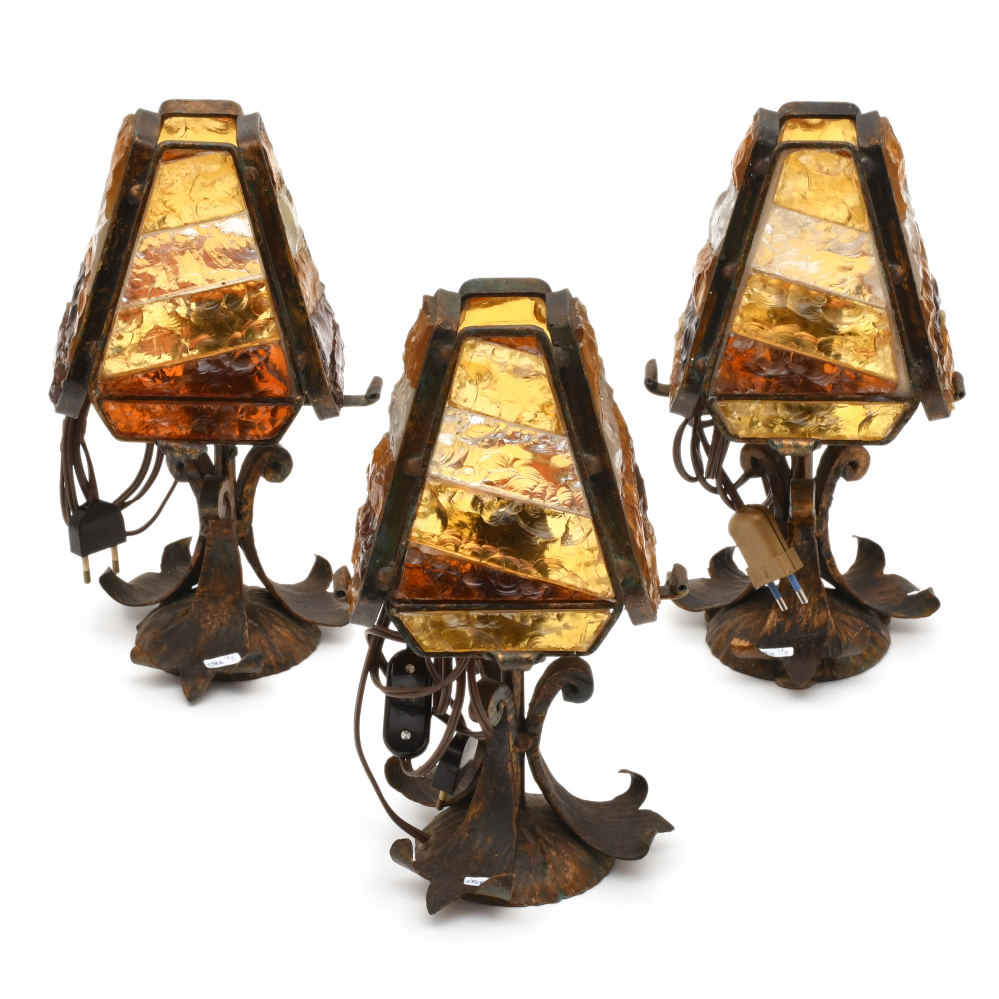 20TH CENTURY FRENCH SCHOOL. Set of three naturalistic lamps.