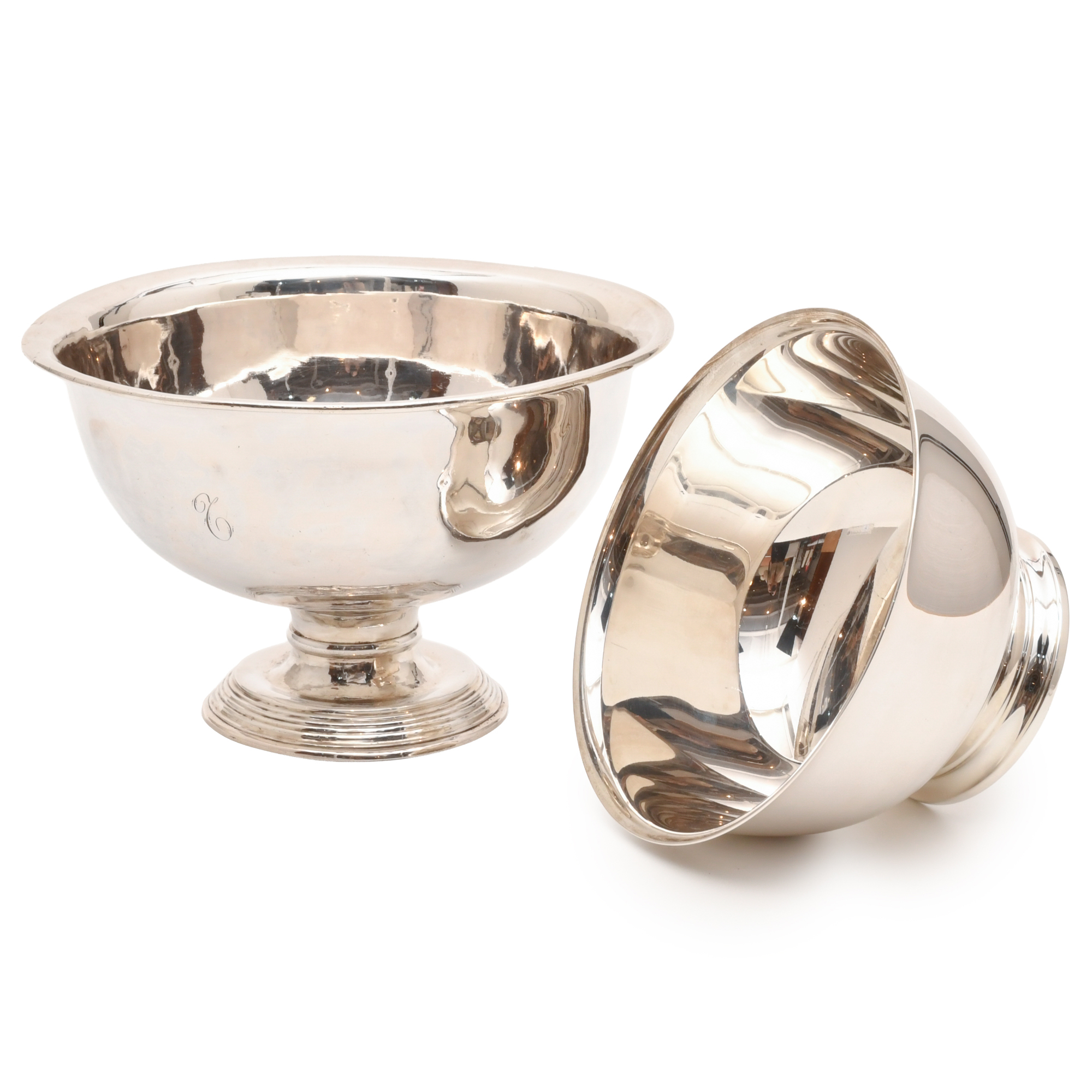 Pair of fruit bowls.