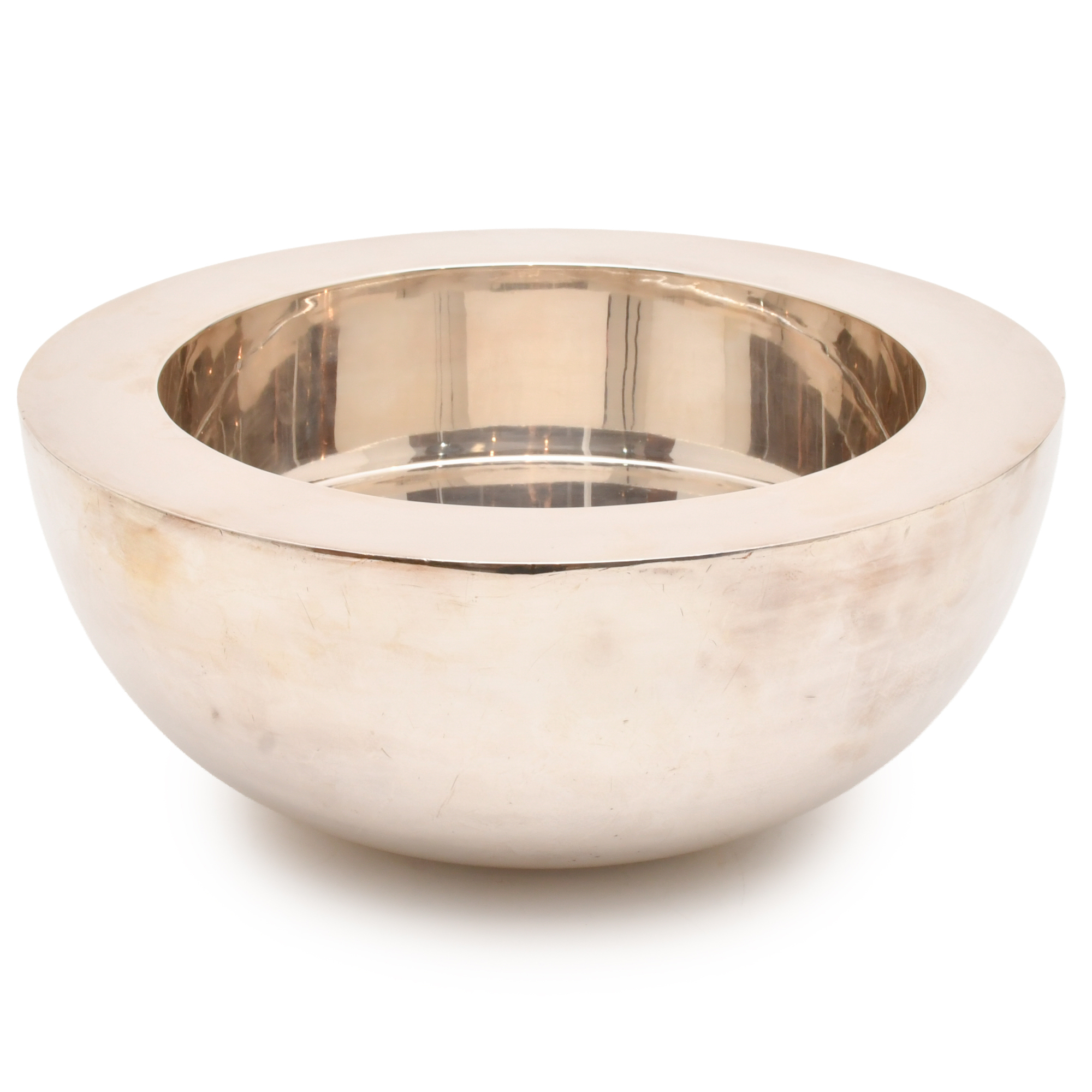 Decorative bowl.
