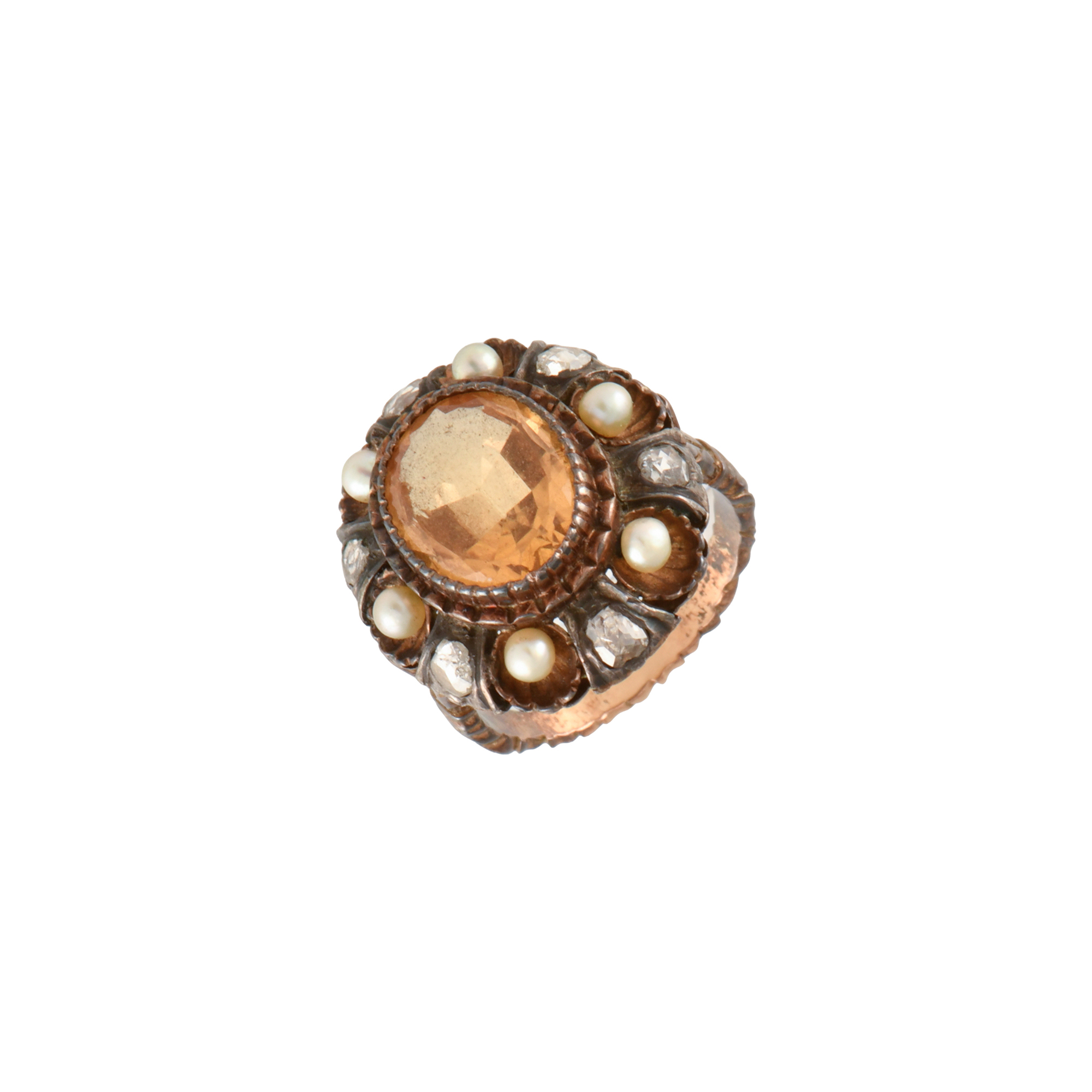 Anillo belle époque con citrino central rosetón con diamant
