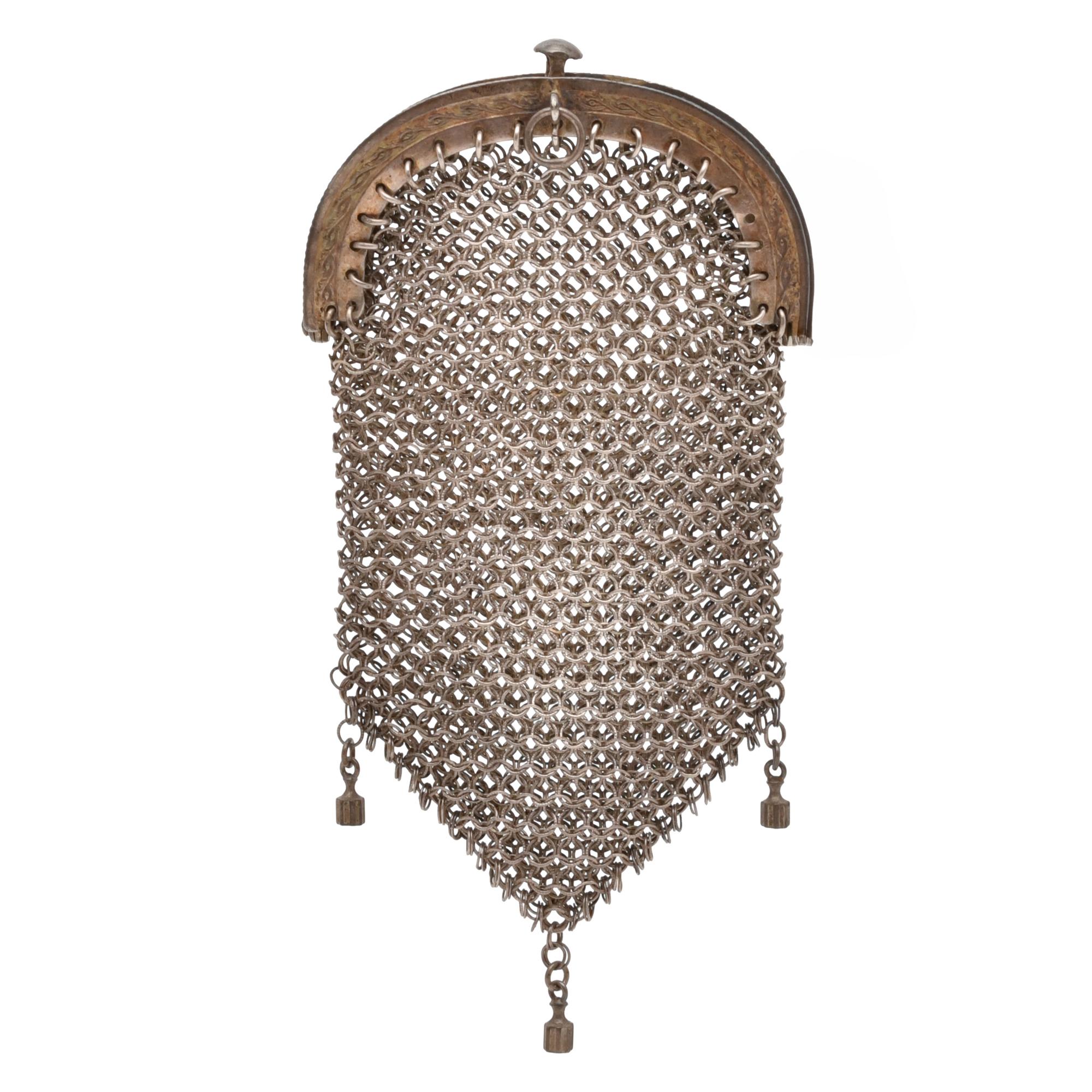 Chainmail purse, first half of the 20th century.