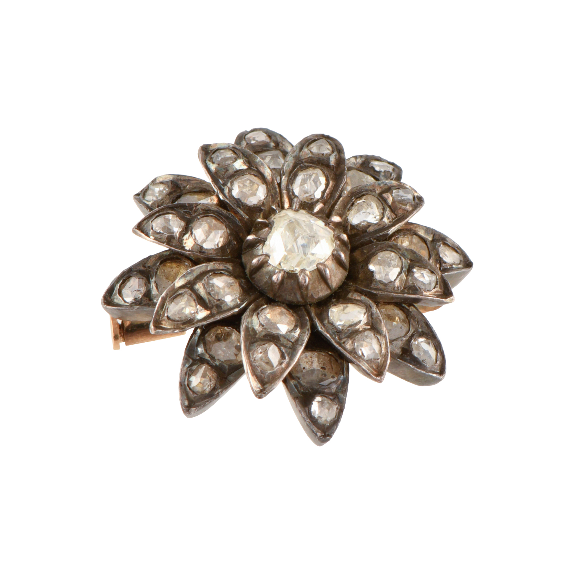 Empire flower-shaped brooch with diamonds.