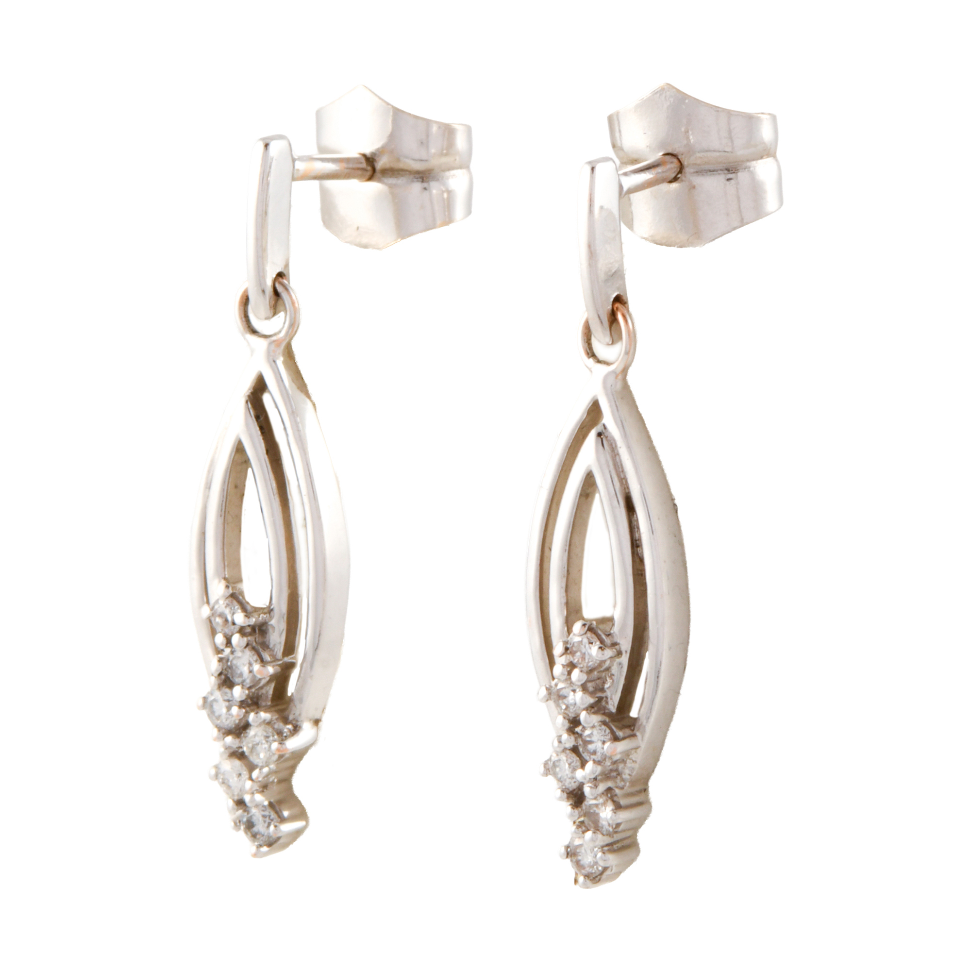 Pendientes largos con diamantes