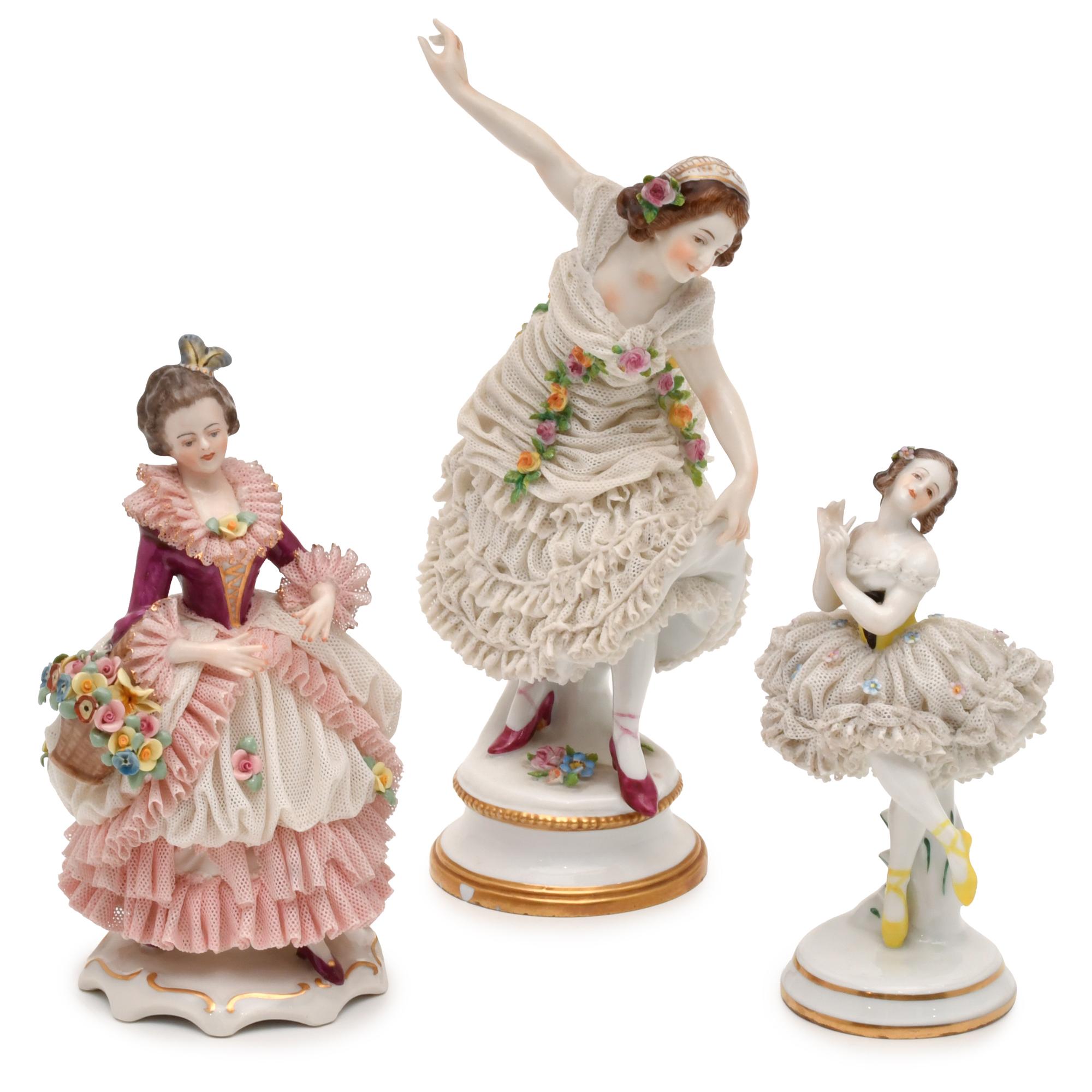 19TH CENTURY GERMAN SCHOOL. Set of threee ballerinas.
