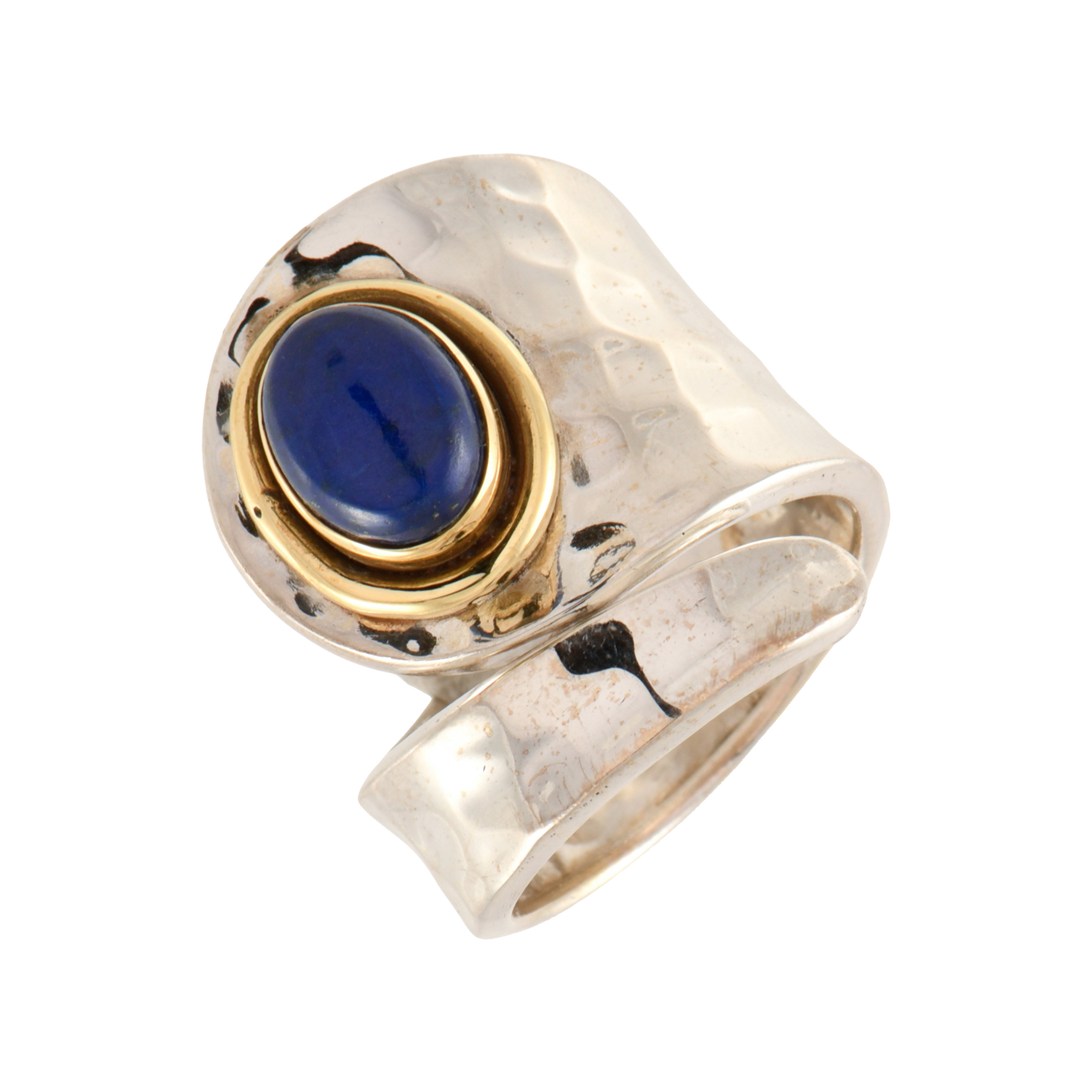 Wide ring with lapis lazuli.