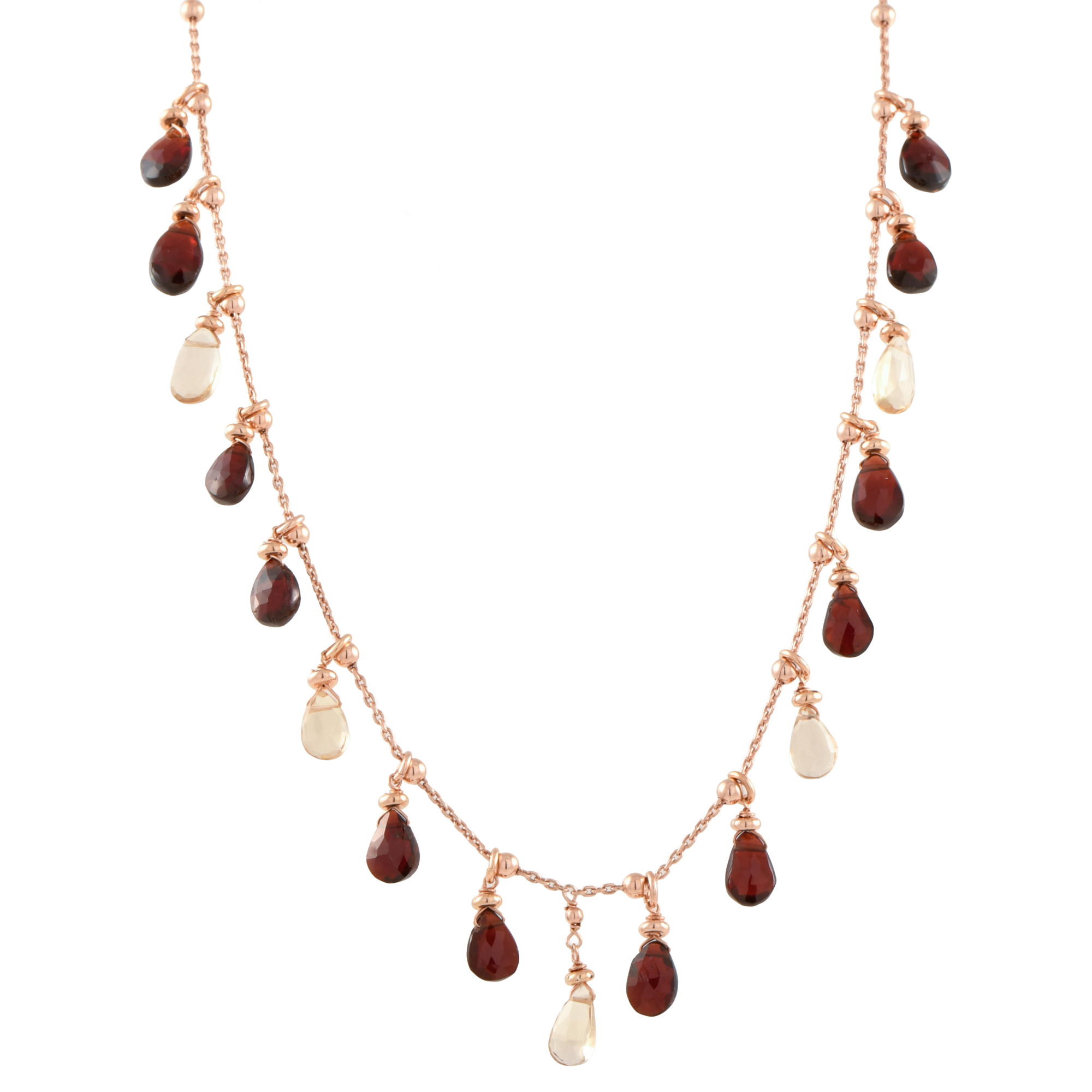 Necklace with marron beads.
