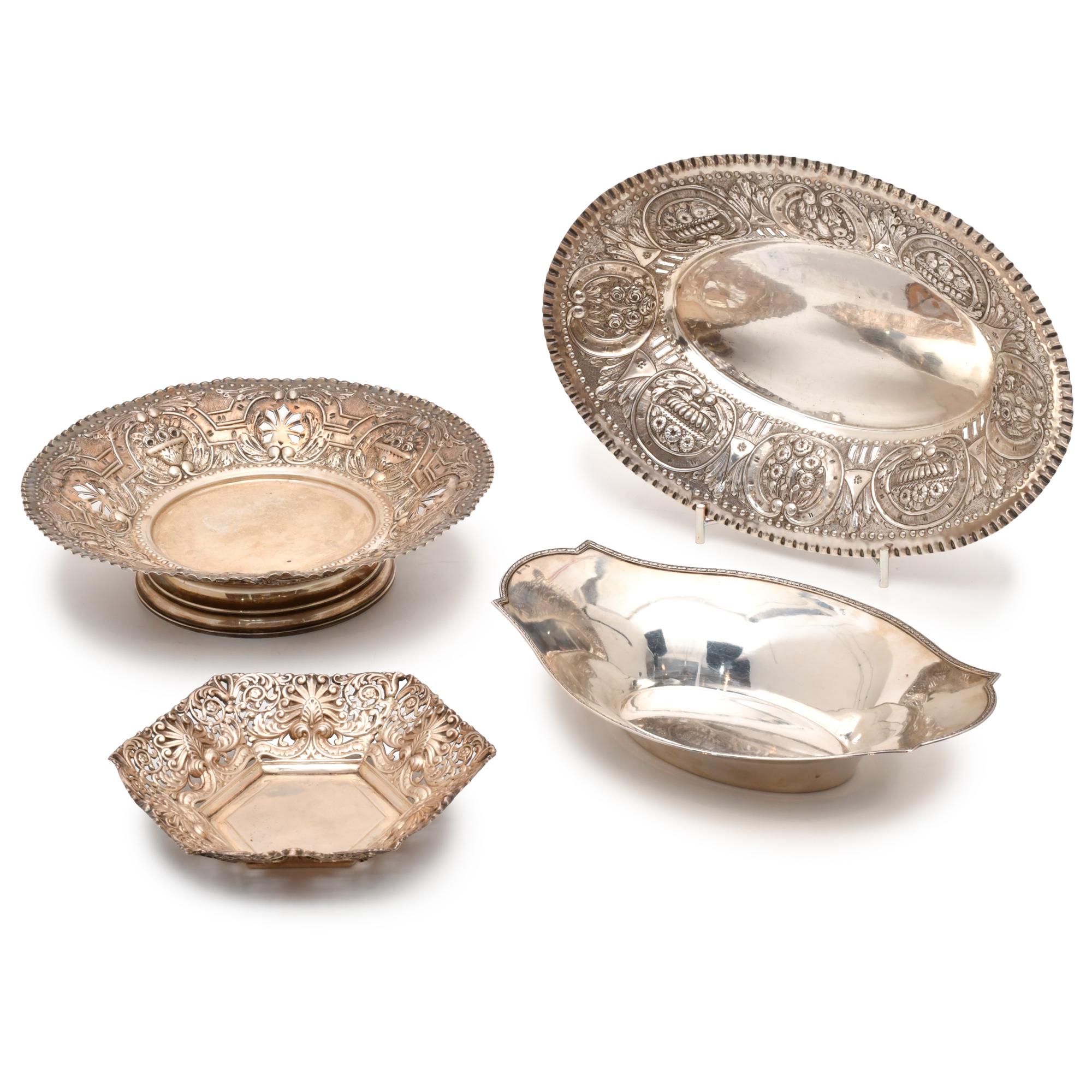 Set of four different trays.