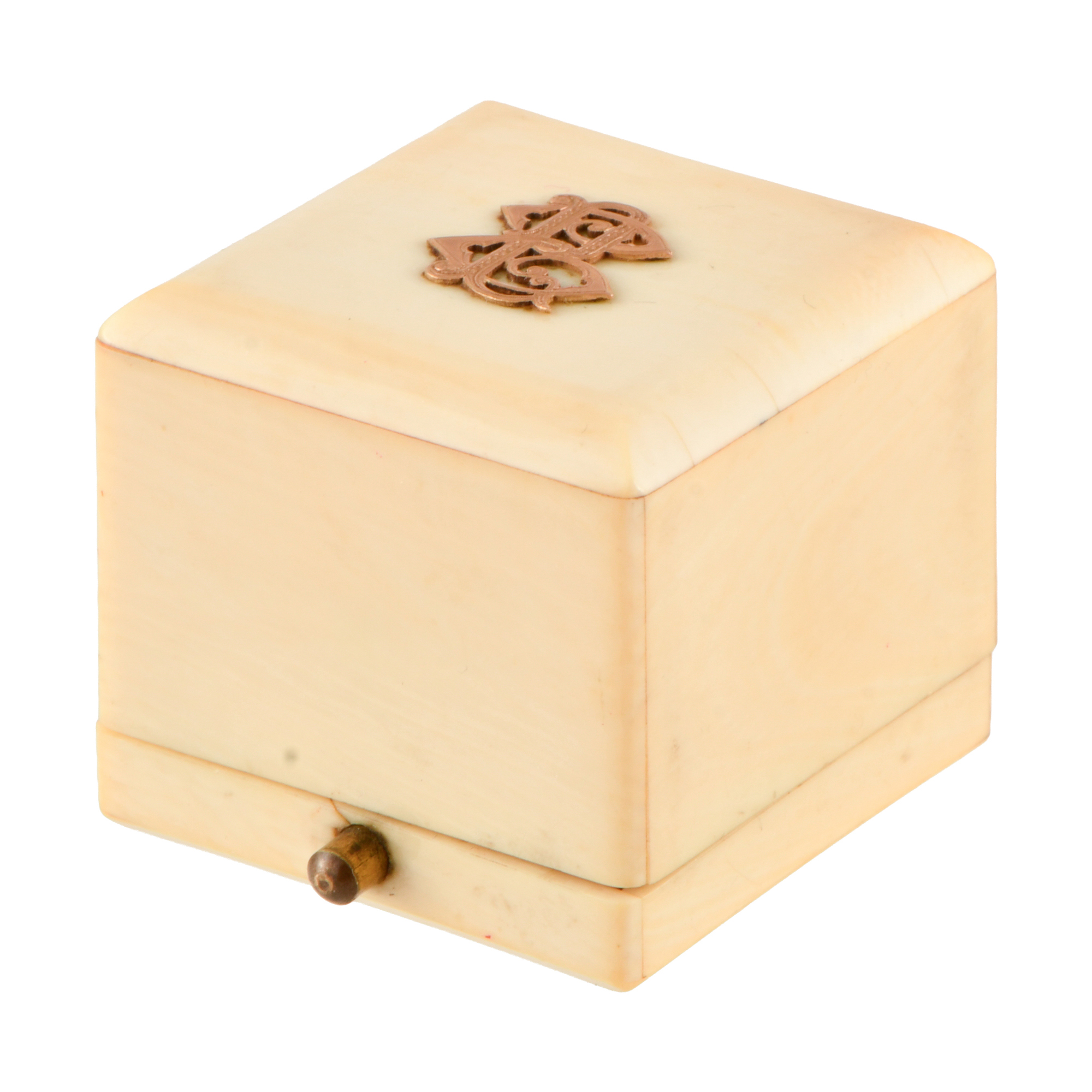 Old box for a ring, early 20th century.