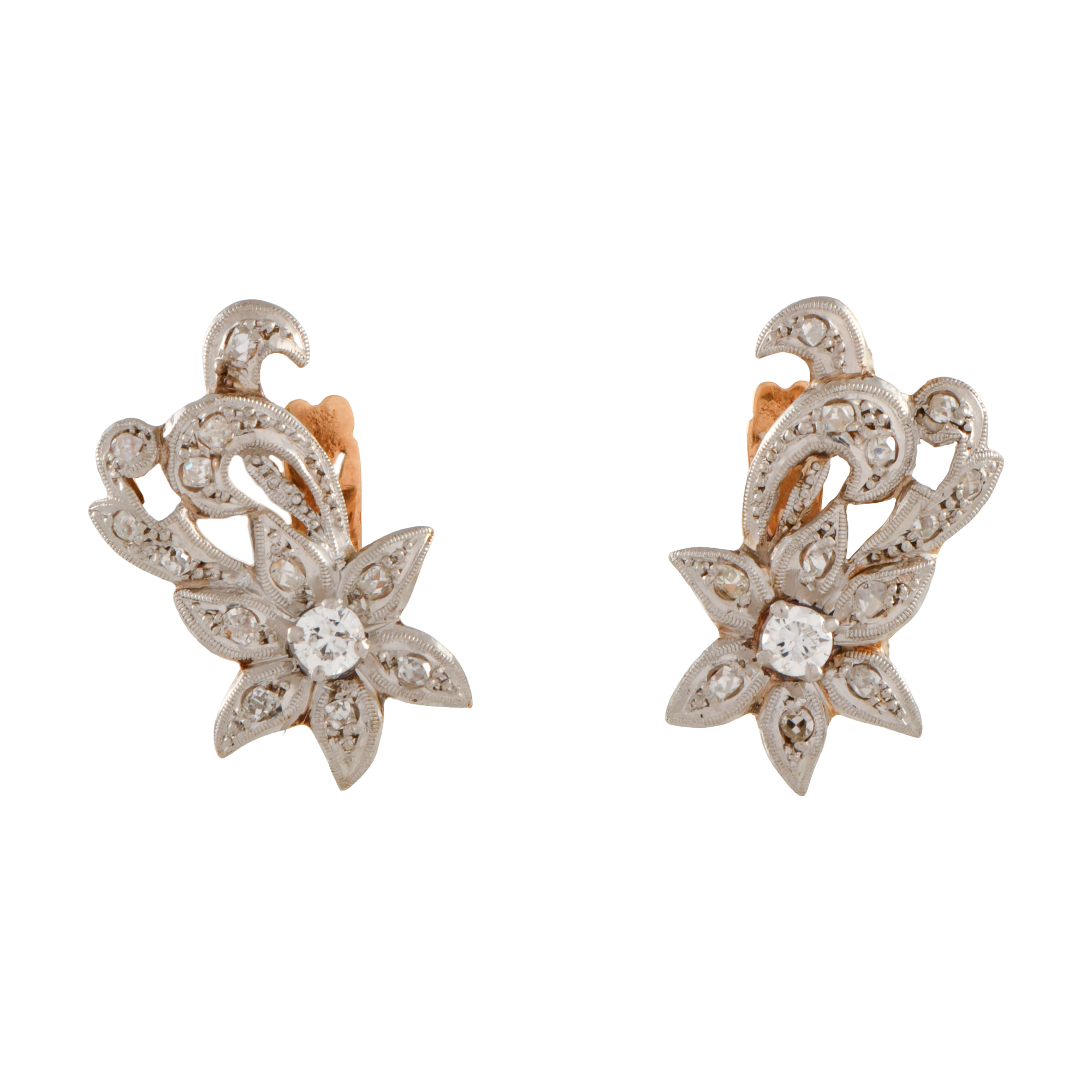 Pendientes años 30 con diamantes.