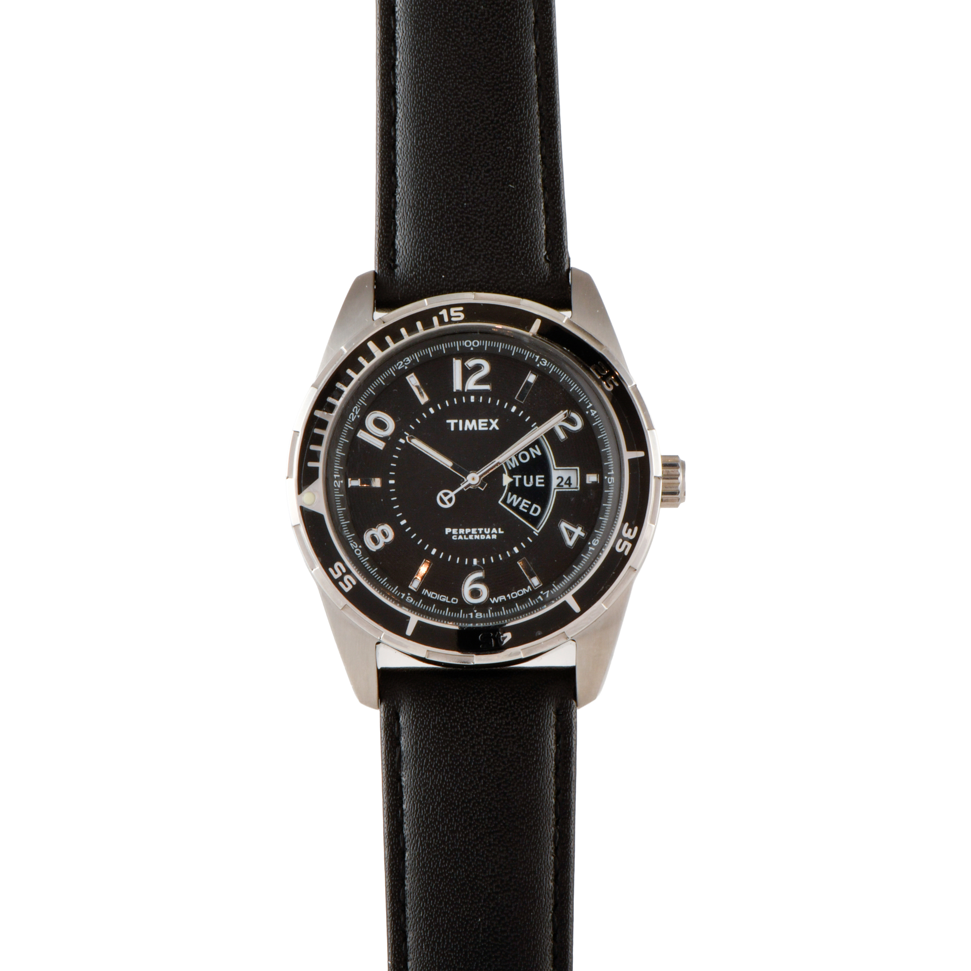 TIMEX Perpetual calendar. Wristwatch.