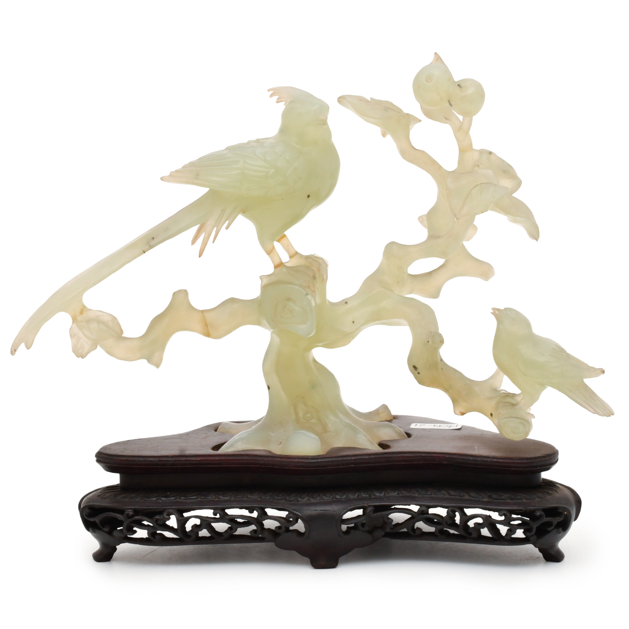ESCUELA CHINA, SIGLO XX. Pájaro posado en una rama. 