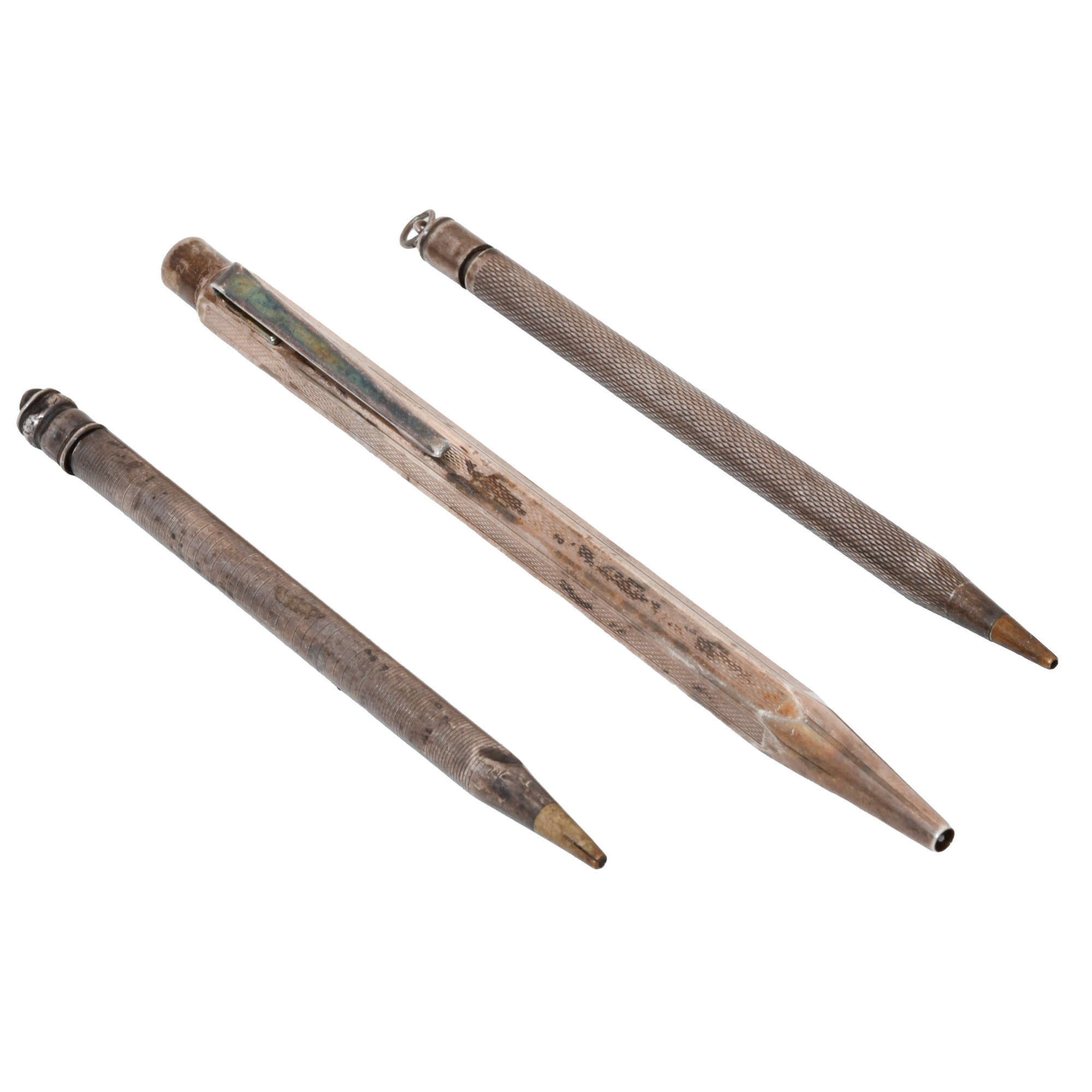 Lote de dos portaminas y bolígrafo.
