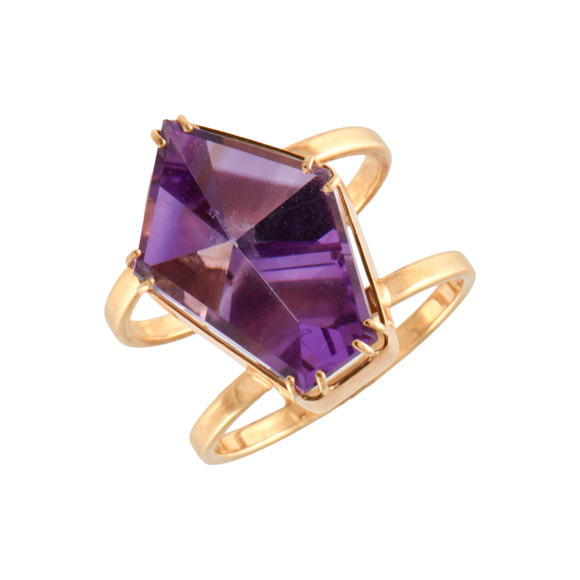 Anillo con gran amatista.
