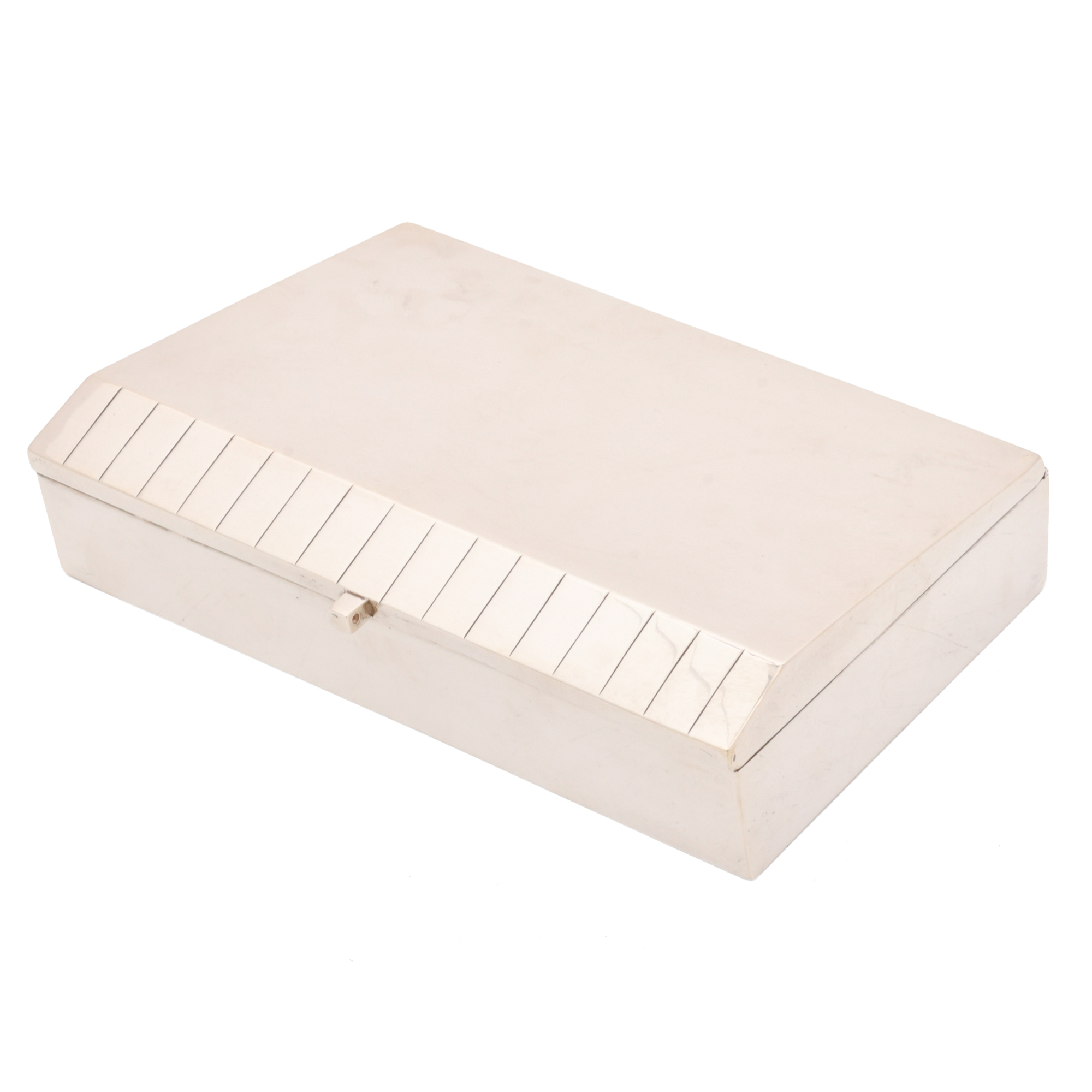 Caja tabaquera, siglo XX. 