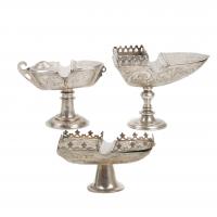 32-THREE SPANISH SILVER INCIENSE BURNER, 18TH CENTURY.