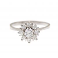 117-White gold set with brilliant-cut diamonds of an aprox. weight of 0,57 ct.Ring size 18,5 mm.4,1 gr. 