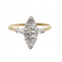 104-Gold and white gold with brilliant-cut diamonds weighing aprox. 0,20 ct. Ring measures 20 mm.2,7 gr.