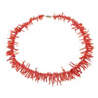 62-NECKLACE IN CORAL.