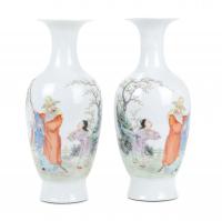 261-PAIR OF CHINESE VASES, EARLY C20th