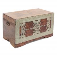689-CHEST. PROBABLY ANGLO-INDIAN, END C19th- EARLY C20th.