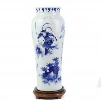 396-CHINESE QING DYNASTY VASE, C18th.
