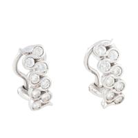 126-WHITE GOLD AND DIAMOND EARRINGS.