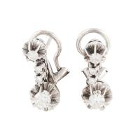 111-WHITE GOLD AND DIAMOND EARRINGS.
