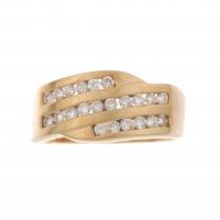 170-MATT YELLOW GOLD RING WITH DIAMONDS.