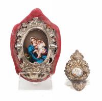 19-TWO STOUPS WITH REPRESENTATIONS OF MADONNA AND CHILD, 18TH AND 20TH CENTURY.