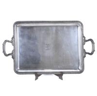 2-BANDEJA ESPAÑOLA EN PLATA, MED. SIGLO XX.