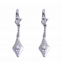 204-WHITE GOLD AND DIAMONDS EARRINGS.