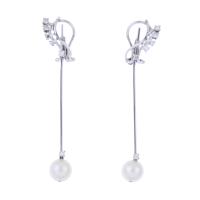 138-LONG EARRINGS IN WHITE GOLD, DIAMONDS AND PEARLS.