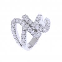 84-WHITE GOLD RING WITH INTERLOCKING DIAMONDS ARMS.