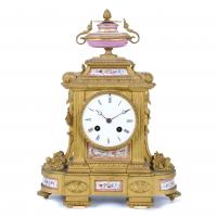86-FRENCH TABLE CLOCK, XVI STYLE, LATE 19TH - EARLY 20 CENTURY.