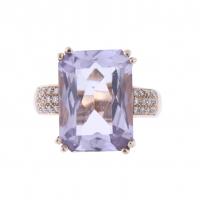 198-AMETHYST AND DIAMONDS RING.