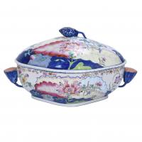 227-CHINESE SOUP TUREEN, 20TH CENTURY
