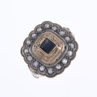 17-EARLY 20TH CENTURY RING WITH SAPPHIRE.