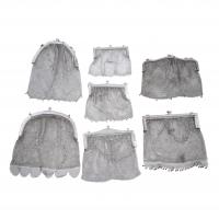 9-SEVEN BAGS IN SILVER MESH AND SILVERY METAL, EARLY 20TH CENTURY.