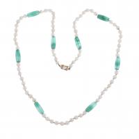 208-PEARLS LONG NECKLACE WITH CHRYSOPRASES.
