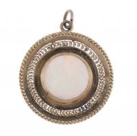 178-MEDALLION PENDANT WITH OPAL.