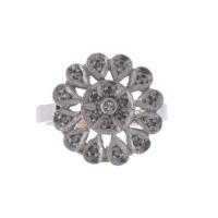 11-DIAMONDS ROSETTE RING.