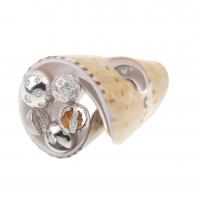 44-RING WITH SHELL AND DIAMONDS.